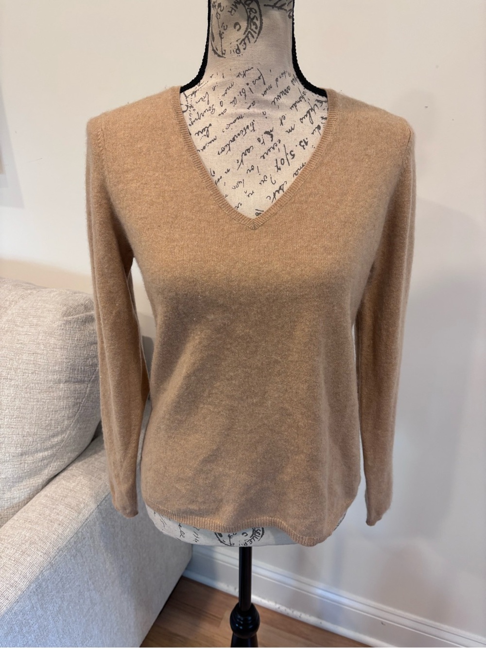 Charter Club tan cashmere sweater size medium